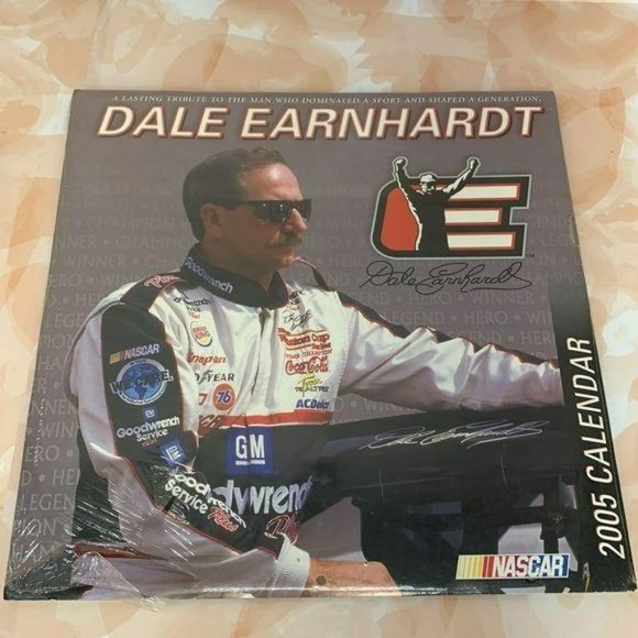 Dale Earnhardt #3 Lot Folder, Calendars, Gloves - Picture 3 of 9